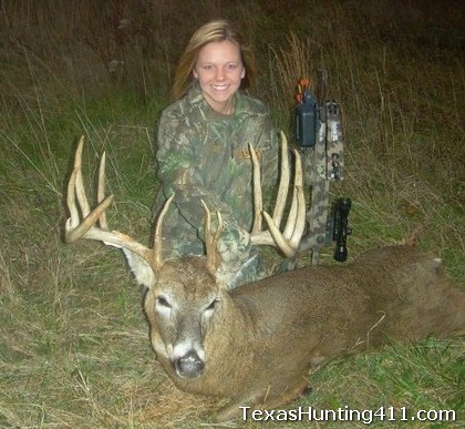 Deer Hunting in Ohio: Heather Hollar with her 14 point whitetail buck!